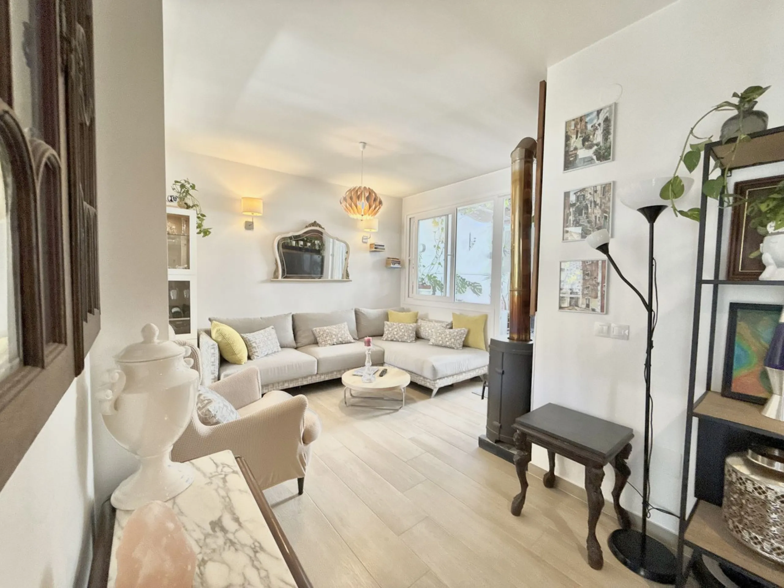 A true gem less than 200 meters from the beach in one of the best areas of Fuengirola.