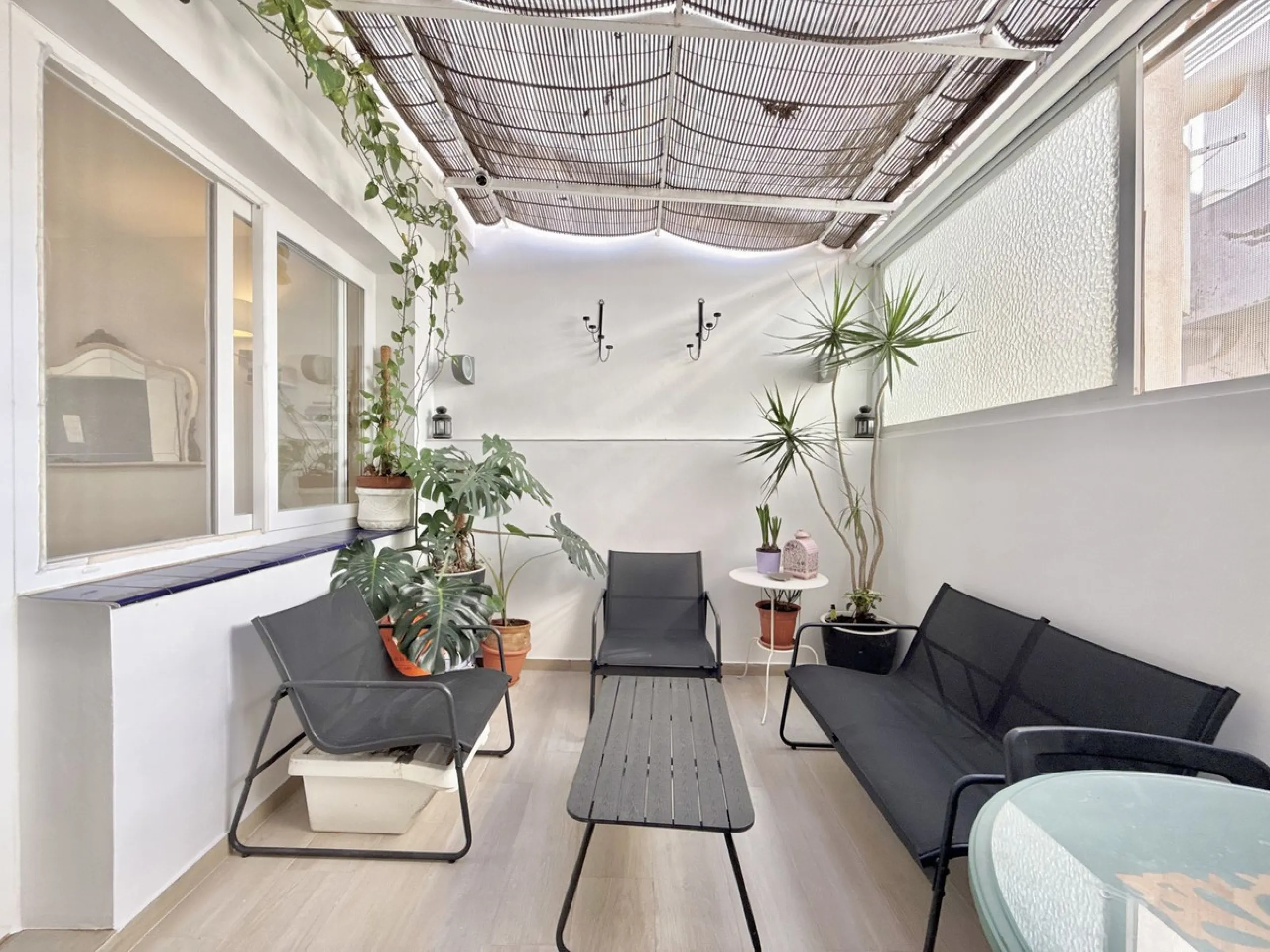 A true gem less than 200 meters from the beach in one of the best areas of Fuengirola.