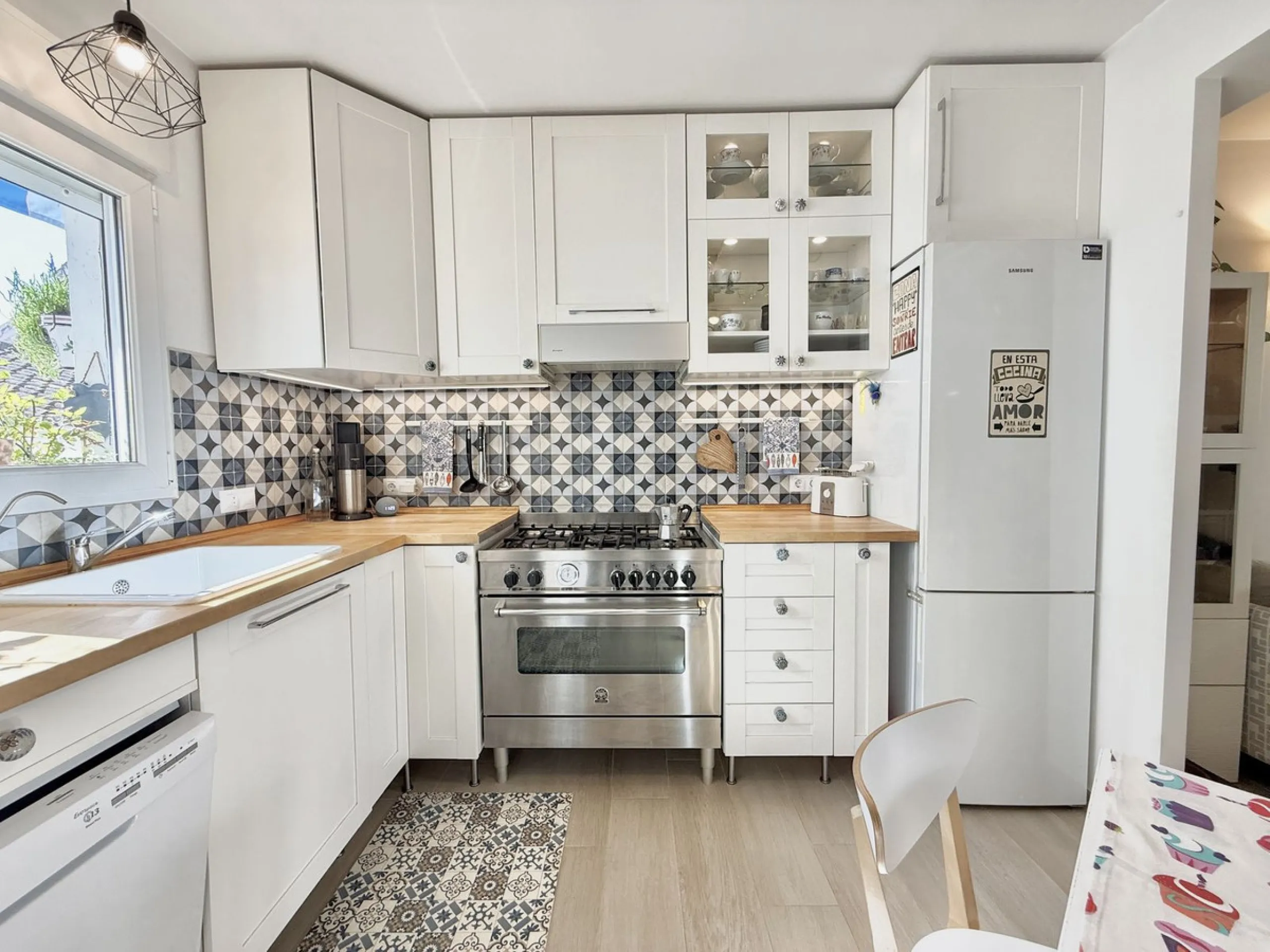 A true gem less than 200 meters from the beach in one of the best areas of Fuengirola.