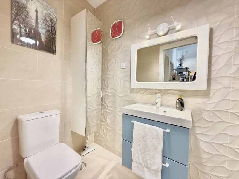 A true gem less than 200 meters from the beach in one of the best areas of Fuengirola.