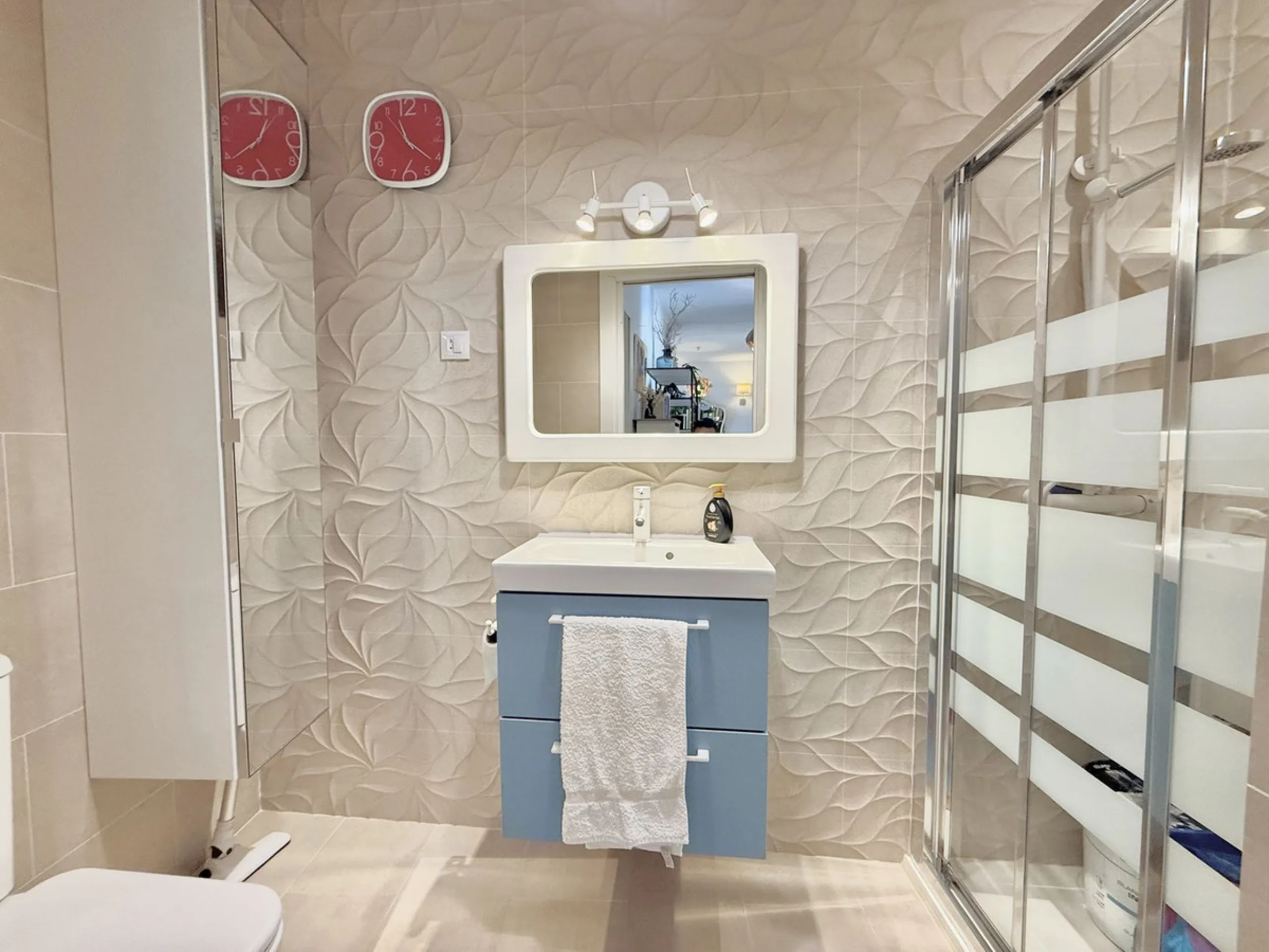 A true gem less than 200 meters from the beach in one of the best areas of Fuengirola.