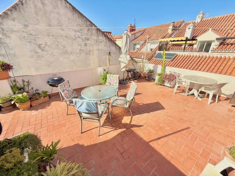 A true gem less than 200 meters from the beach in one of the best areas of Fuengirola.