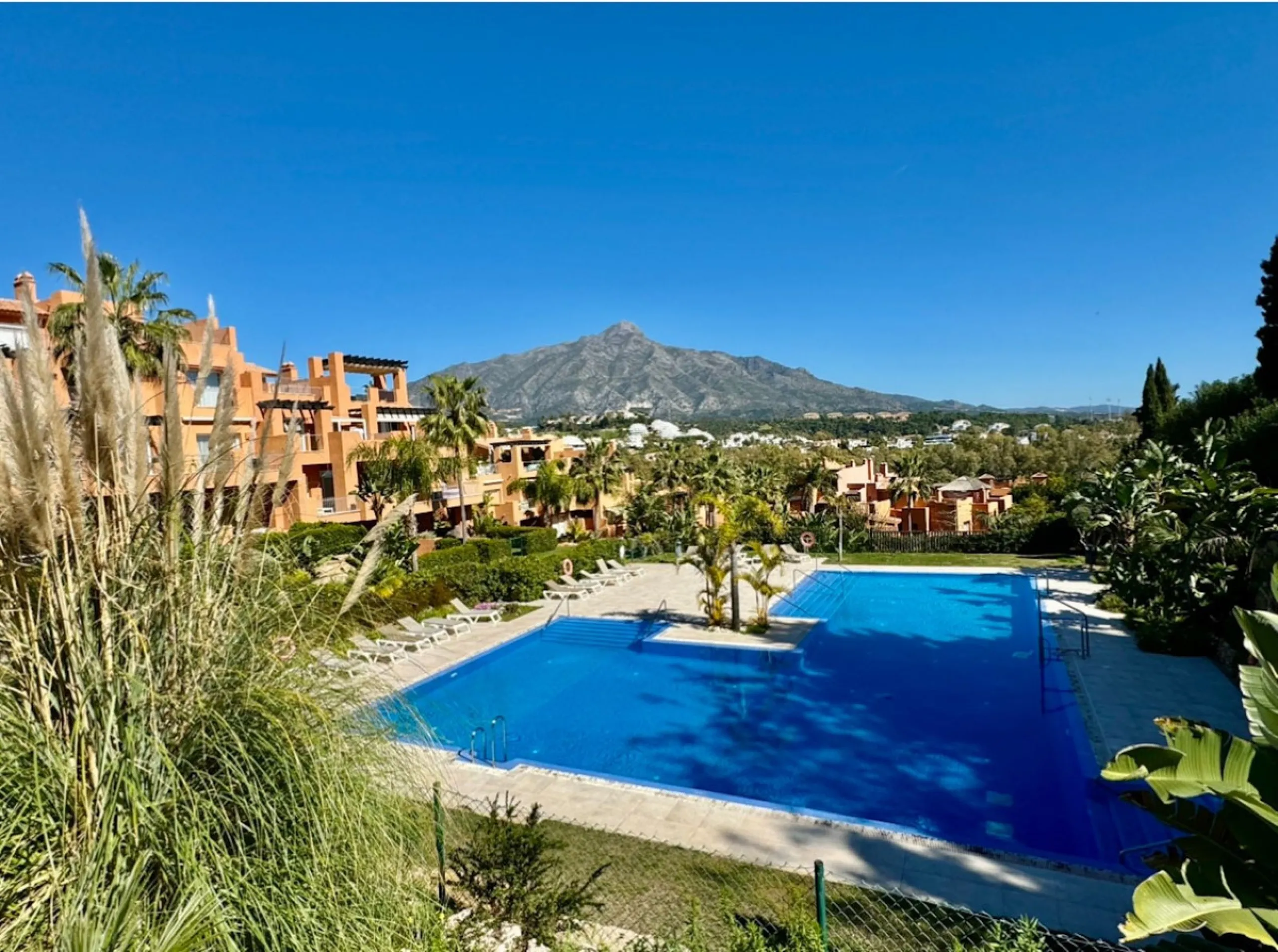 Beautiful Ground floor apartment in Nueva Andalucía.