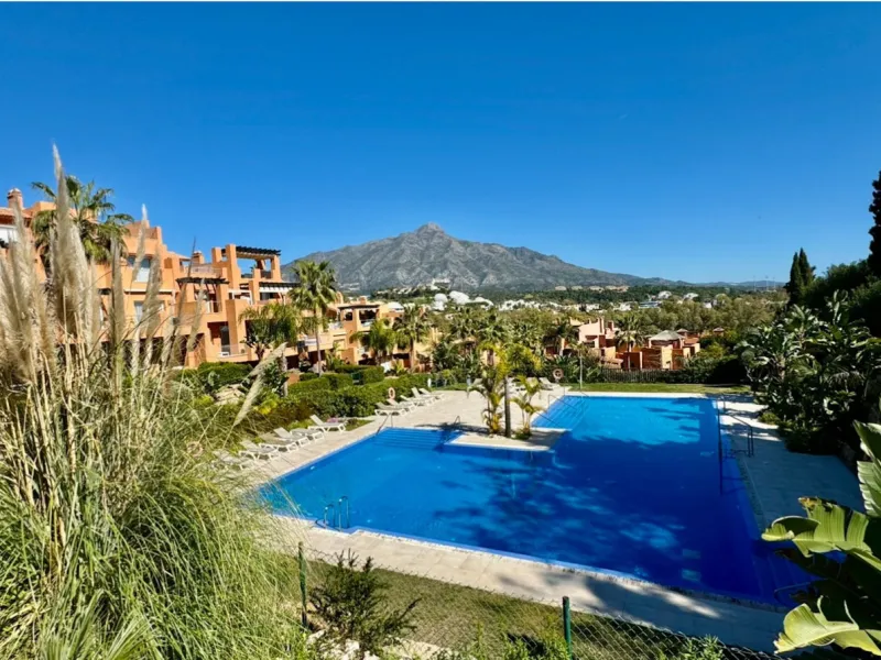 Beautiful Ground floor apartment in Nueva Andalucía.