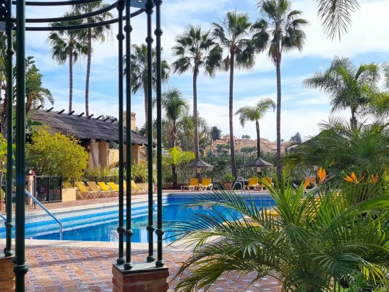House - Townhouse в продаже в Marbella, Málaga. В доме 3 спален и 3 ванных комнат. Площадь дома 209 м²