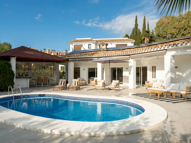 Introducing a stunning contemporary villa located in the prestigious, gated community of El Herrojo, Benahavís — one of Marbella's most desirable addresses. This elegant home combines modern luxury with serene Mediterranean living, offering privacy, secur