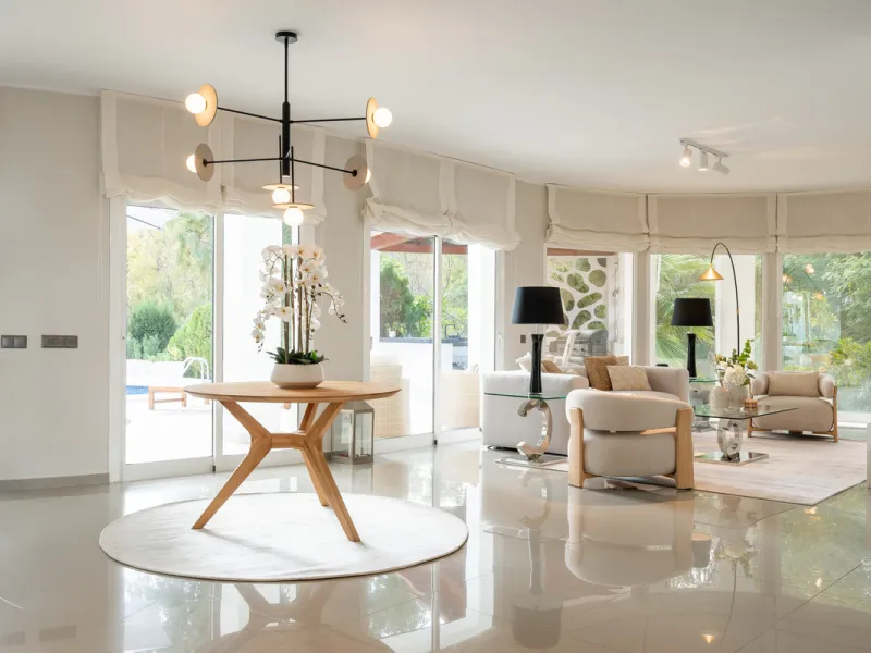 Introducing a stunning contemporary villa located in the prestigious, gated community of El Herrojo, Benahavís — one of Marbella's most desirable addresses. This elegant home combines modern luxury with serene Mediterranean living, offering privacy, secur