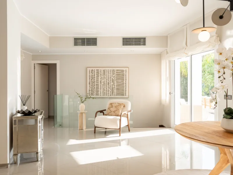 Introducing a stunning contemporary villa located in the prestigious, gated community of El Herrojo, Benahavís — one of Marbella's most desirable addresses. This elegant home combines modern luxury with serene Mediterranean living, offering privacy, secur