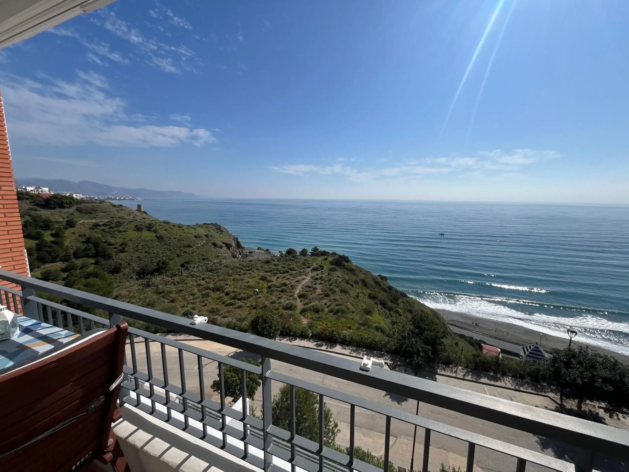 FANTASTIC PANORAMIC VIEWS TO THE SEA & MOUNTAINS