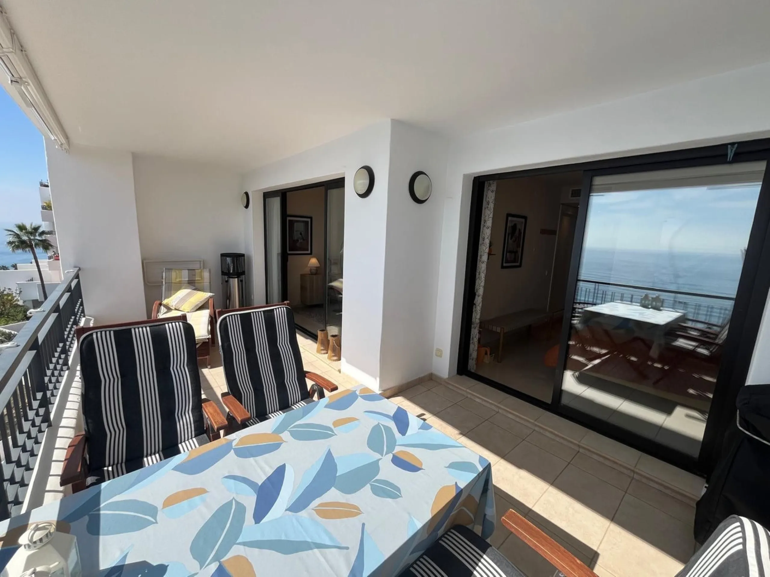 FANTASTIC PANORAMIC VIEWS TO THE SEA & MOUNTAINS