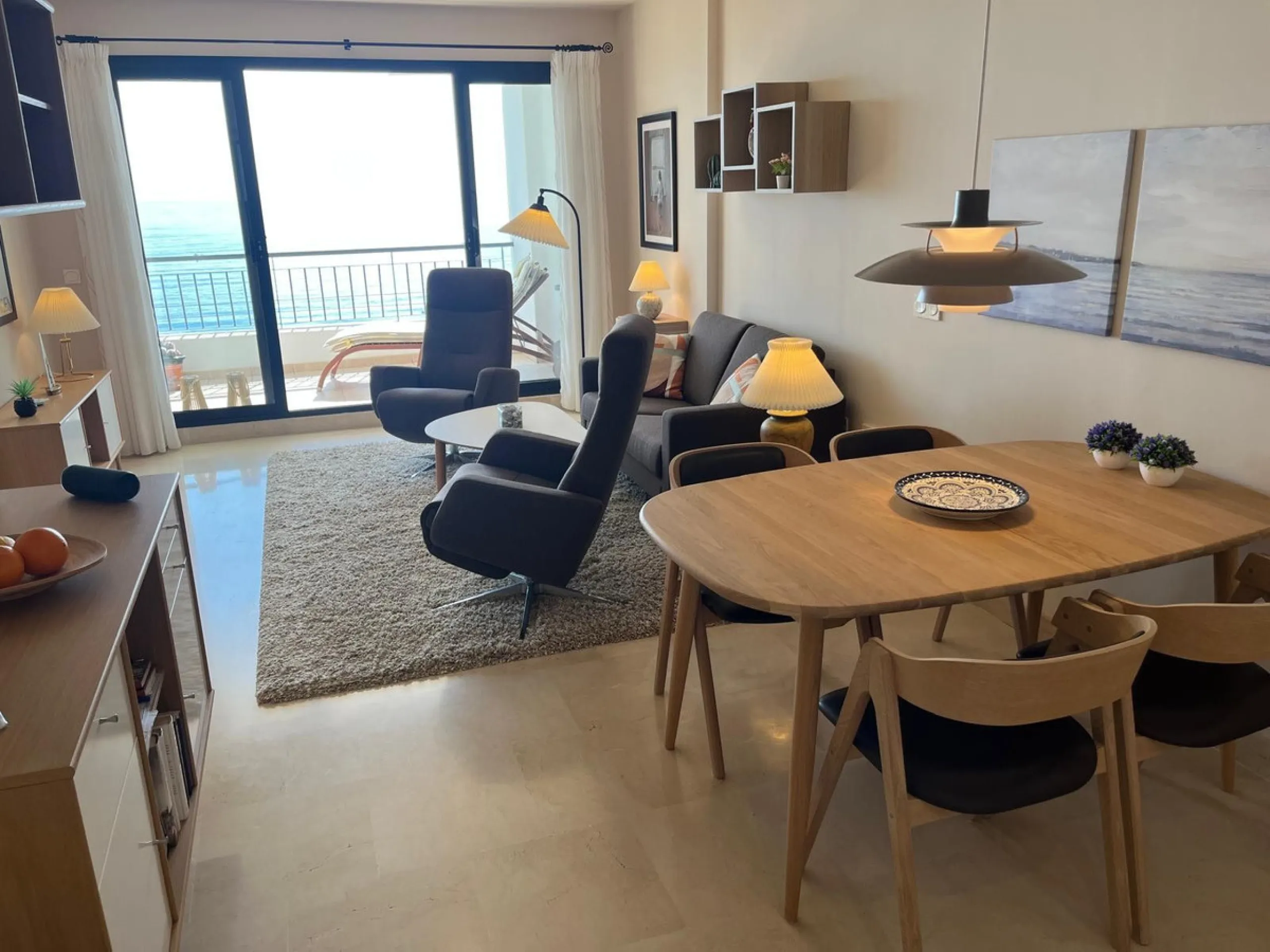 FANTASTIC PANORAMIC VIEWS TO THE SEA & MOUNTAINS