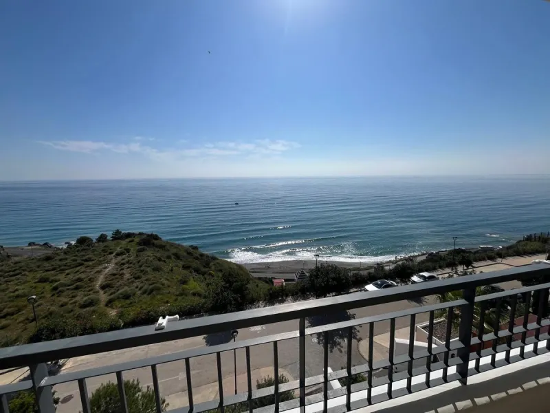 FANTASTIC PANORAMIC VIEWS TO THE SEA & MOUNTAINS