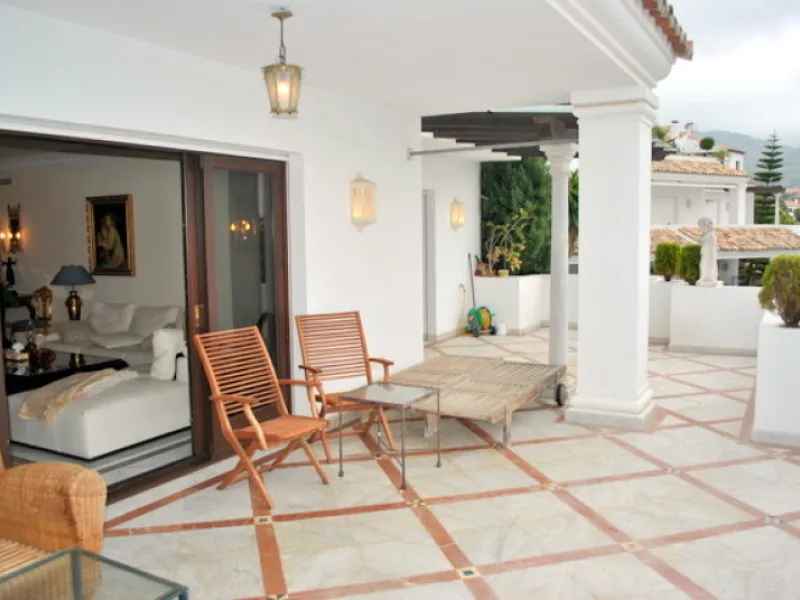 Superb south west facing first floor apartment with panoramic sea views within a five star complex in a luxurious gated urbanisation off the Golden Mile, Marbella.