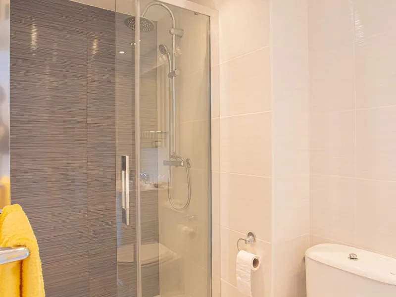Apartment - Penthouse Duplex в продаже в Marbella, Málaga. В доме 2 спален и 3 ванных комнат. Площадь дома 100 м²