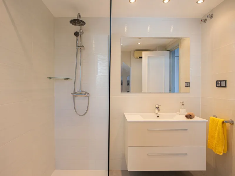 Apartment - Penthouse Duplex в продаже в Marbella, Málaga. В доме 2 спален и 3 ванных комнат. Площадь дома 100 м²