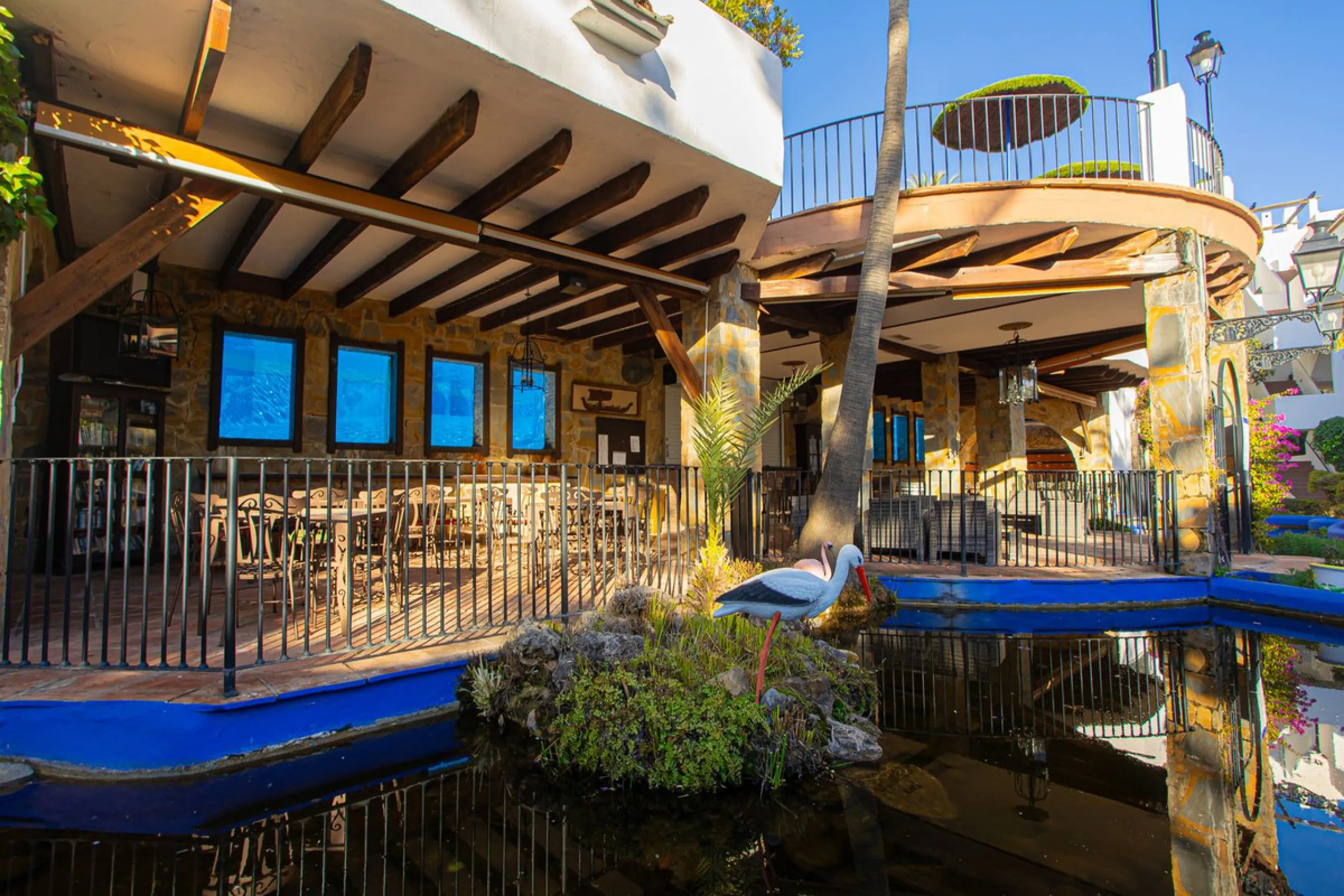 Apartment - Penthouse Duplex в продаже в Marbella, Málaga. В доме 2 спален и 3 ванных комнат. Площадь дома 100 м²