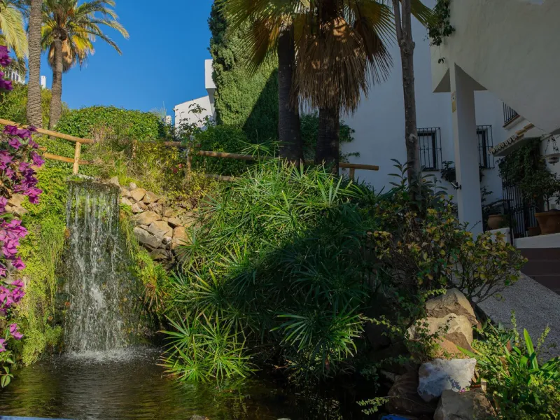 Apartment - Penthouse Duplex в продаже в Marbella, Málaga. В доме 2 спален и 3 ванных комнат. Площадь дома 100 м²