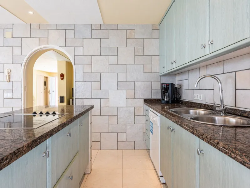Charming Spanish Villa with Sea Views Just 100m from the Beach – Prime Linda Vista Baja Location Near San Pedro
