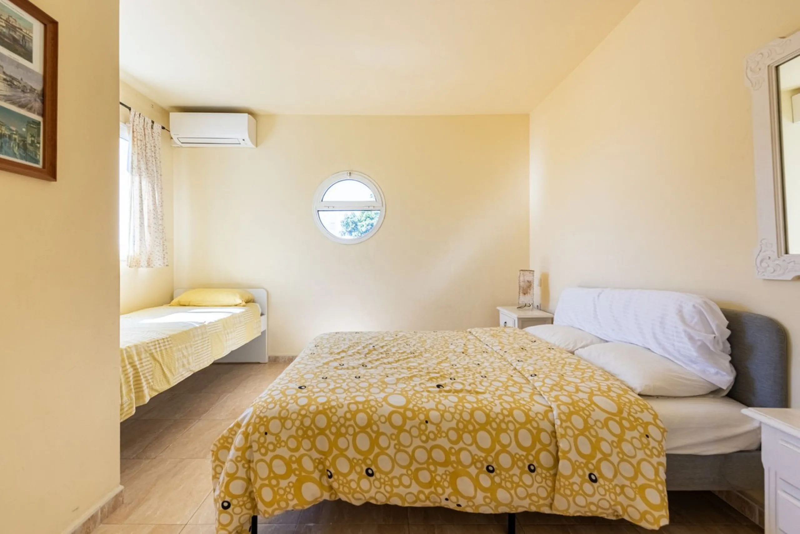 Charming Spanish Villa with Sea Views Just 100m from the Beach – Prime Linda Vista Baja Location Near San Pedro