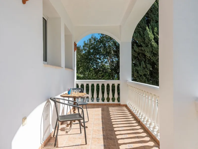 Charming Spanish Villa with Sea Views Just 100m from the Beach – Prime Linda Vista Baja Location Near San Pedro