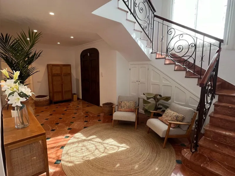 House - Detached Villa в продаже в Mijas, Málaga. В доме 4 спален и 3 ванных комнат. Площадь дома 500 м²