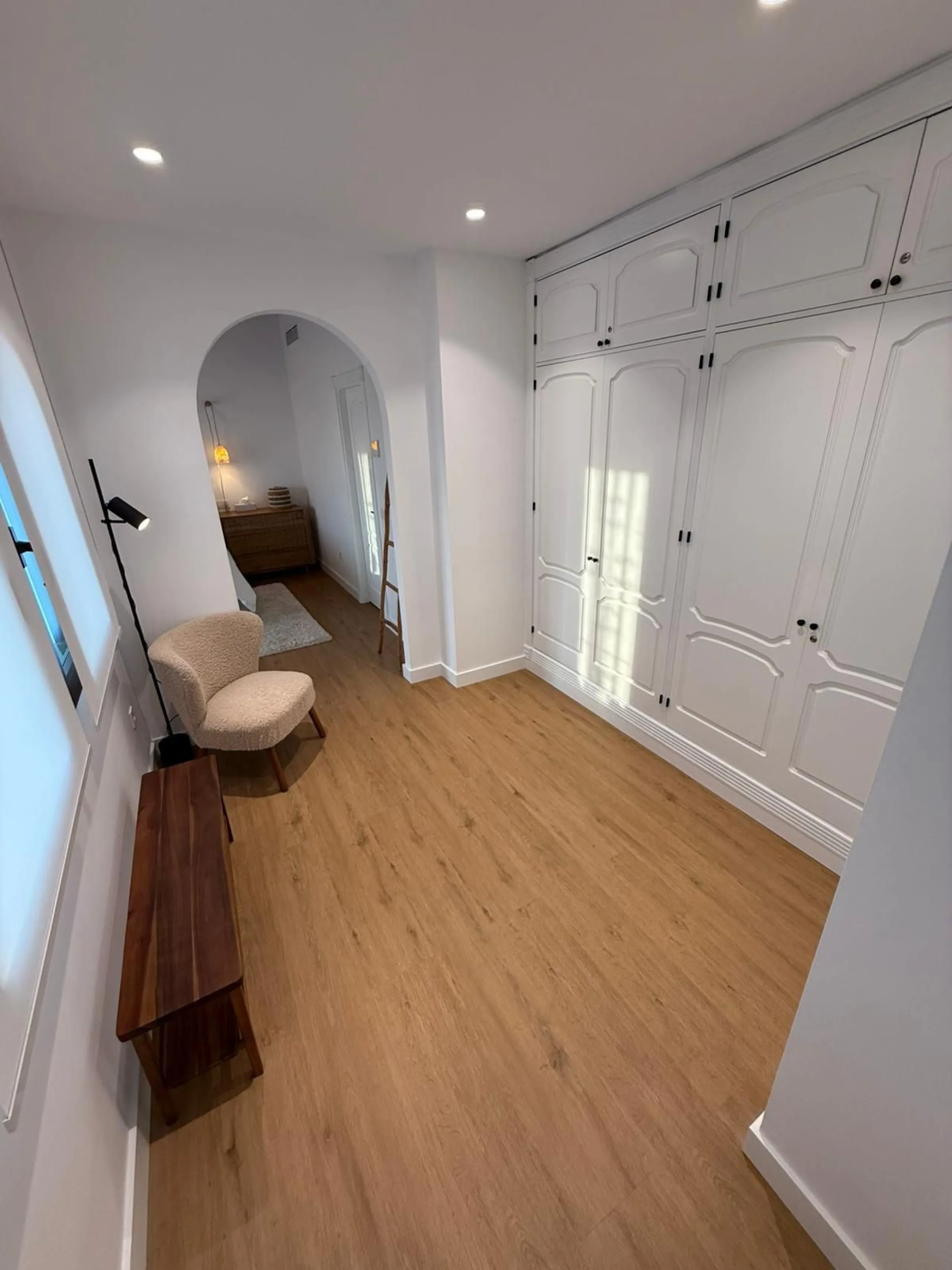 House - Detached Villa в продаже в Mijas, Málaga. В доме 4 спален и 3 ванных комнат. Площадь дома 500 м²