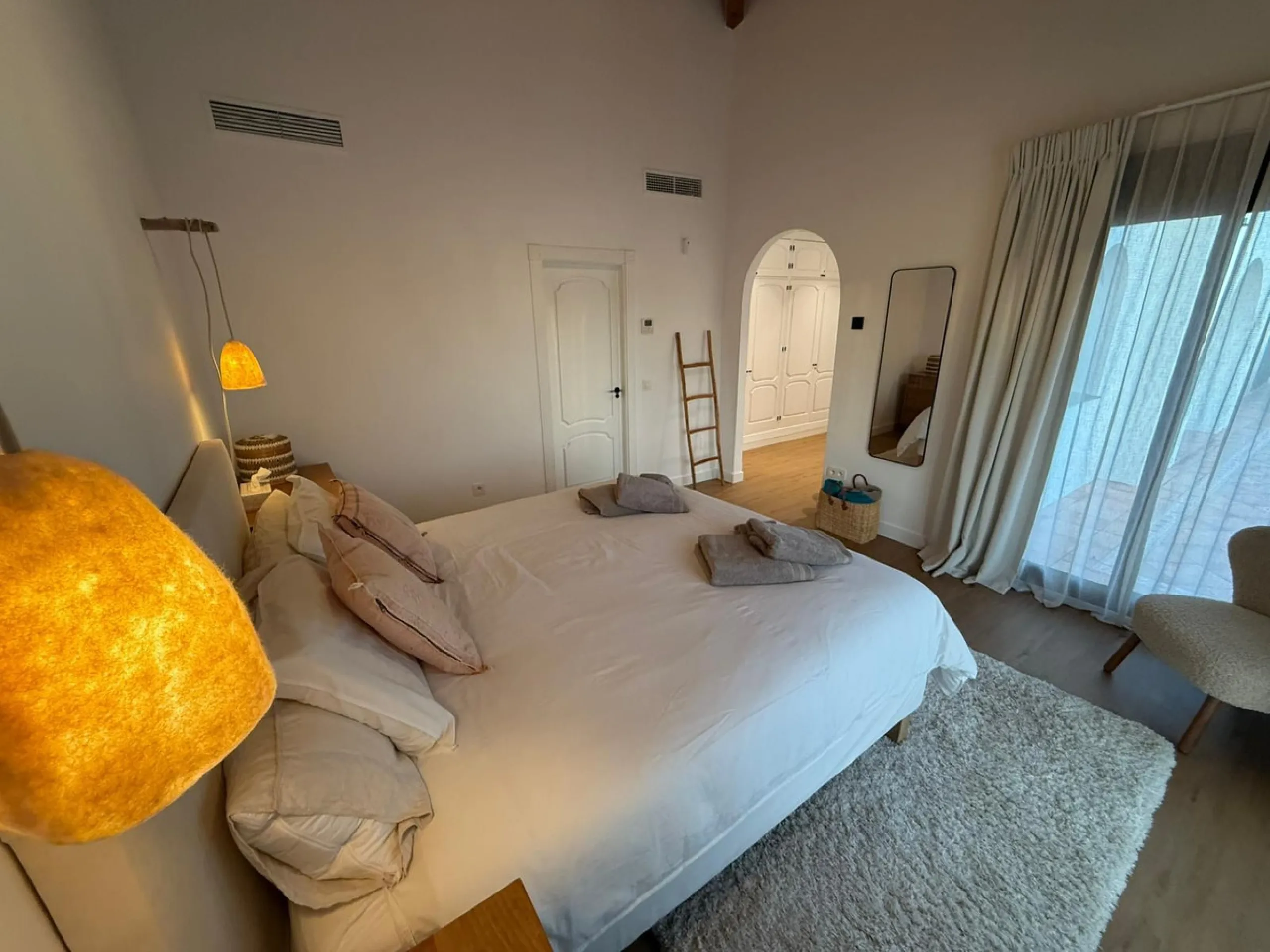 House - Detached Villa в продаже в Mijas, Málaga. В доме 4 спален и 3 ванных комнат. Площадь дома 500 м²