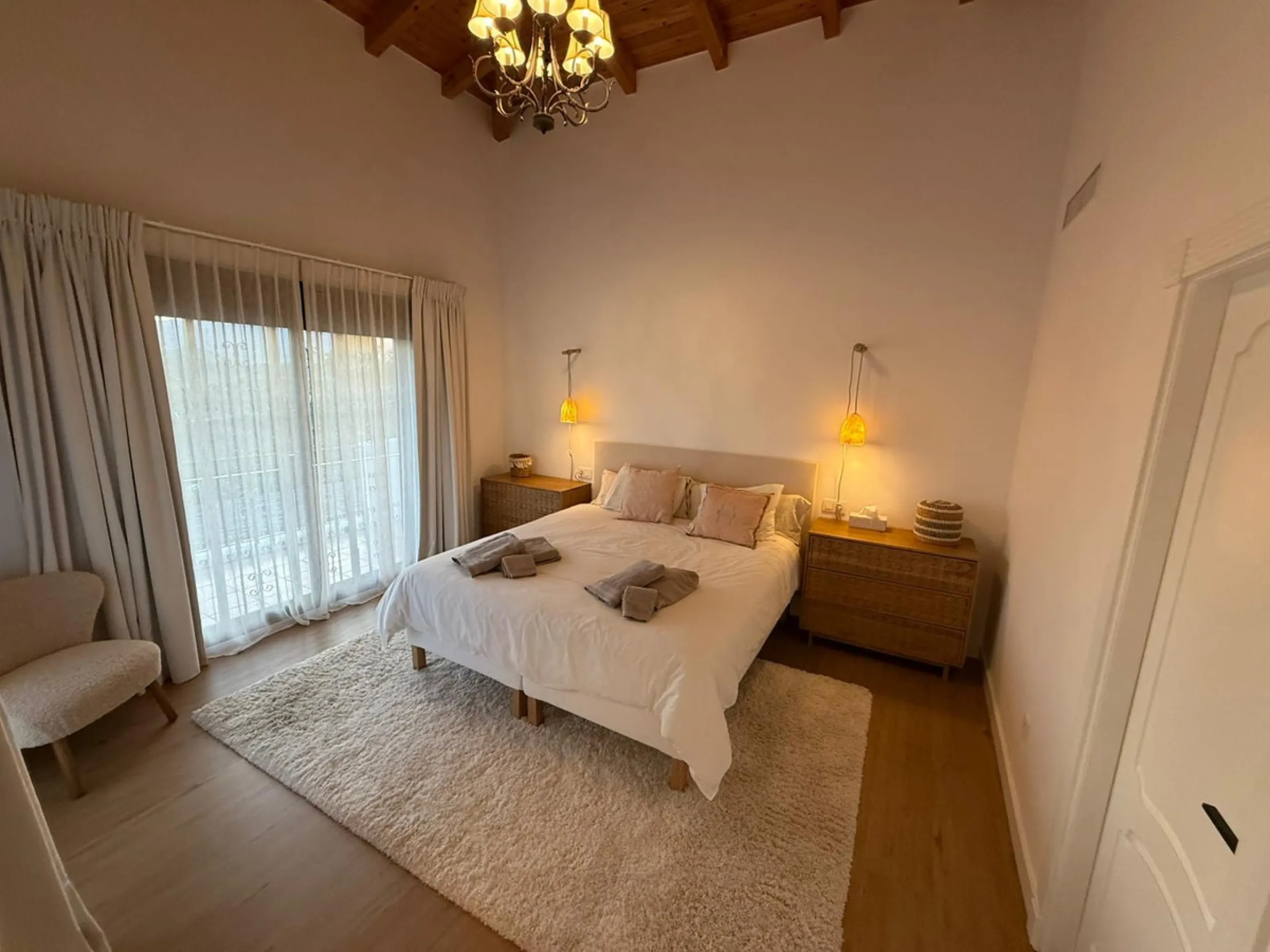 House - Detached Villa в продаже в Mijas, Málaga. В доме 4 спален и 3 ванных комнат. Площадь дома 500 м²