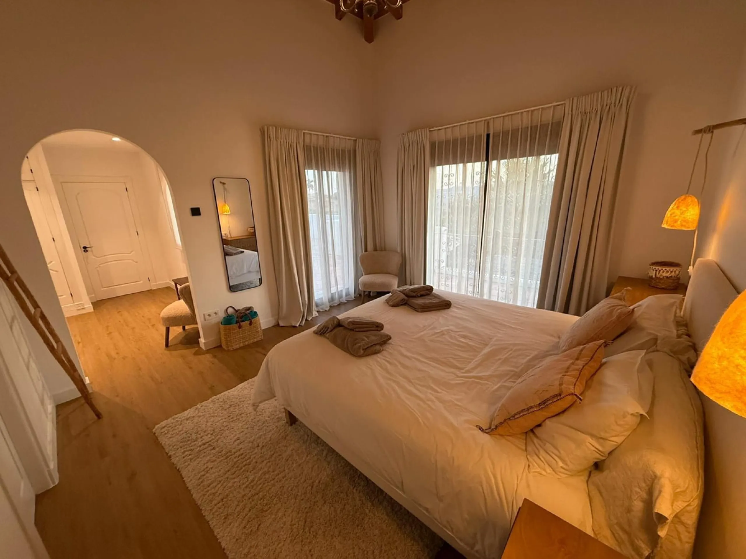 House - Detached Villa в продаже в Mijas, Málaga. В доме 4 спален и 3 ванных комнат. Площадь дома 500 м²