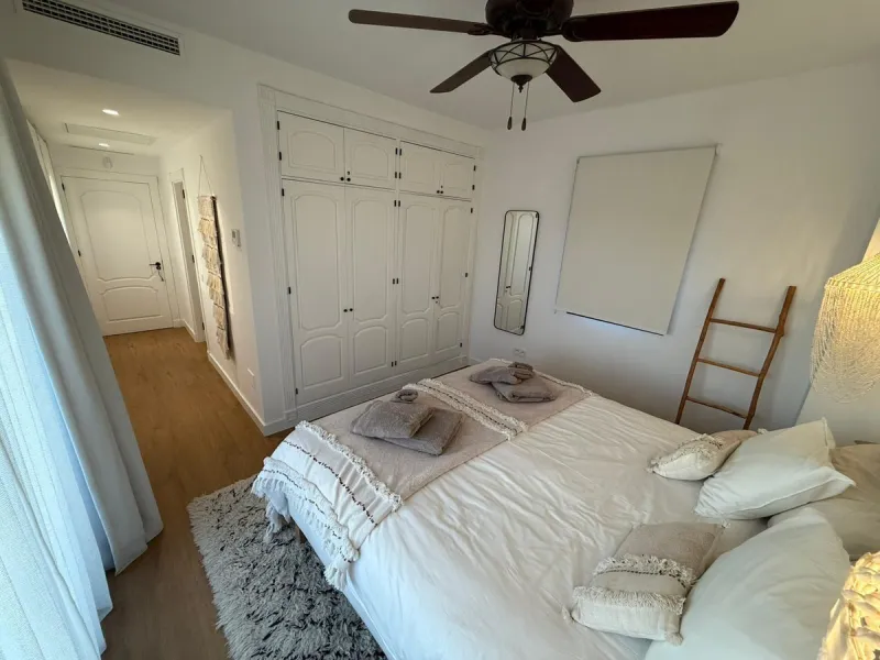 House - Detached Villa в продаже в Mijas, Málaga. В доме 4 спален и 3 ванных комнат. Площадь дома 500 м²