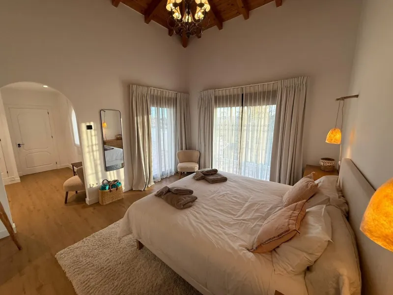 House - Detached Villa в продаже в Mijas, Málaga. В доме 4 спален и 3 ванных комнат. Площадь дома 500 м²