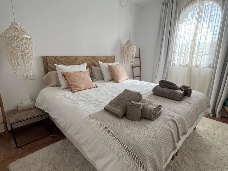 House - Detached Villa в продаже в Mijas, Málaga. В доме 4 спален и 3 ванных комнат. Площадь дома 500 м²