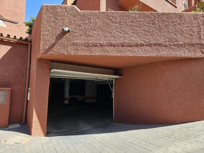 Property Summary (English)