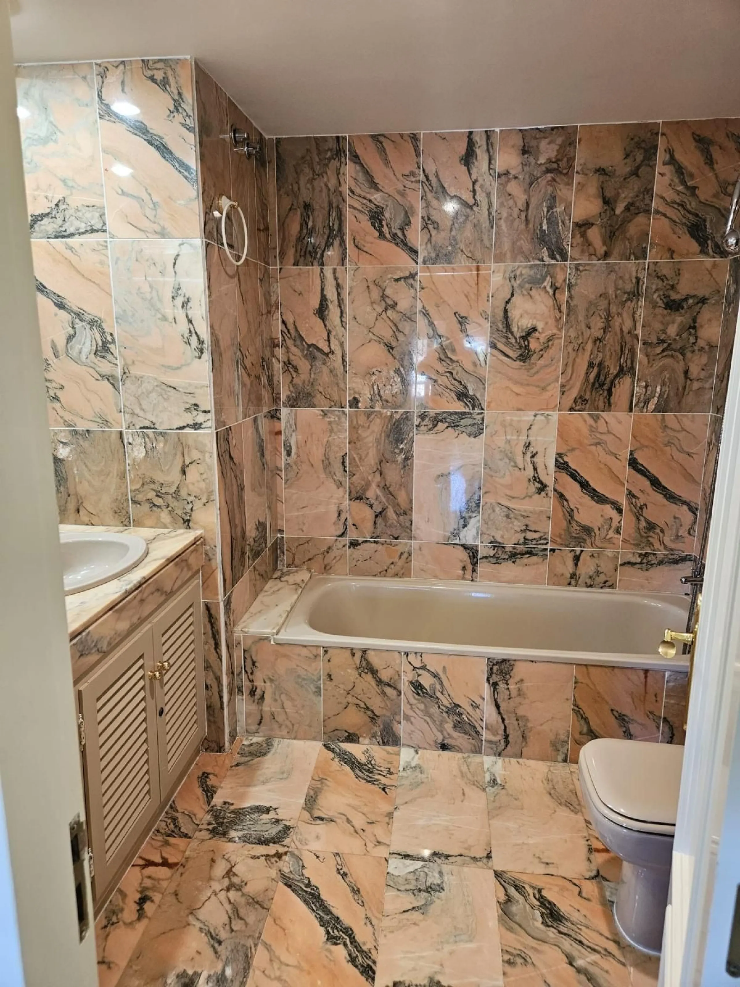 Property Summary (English)