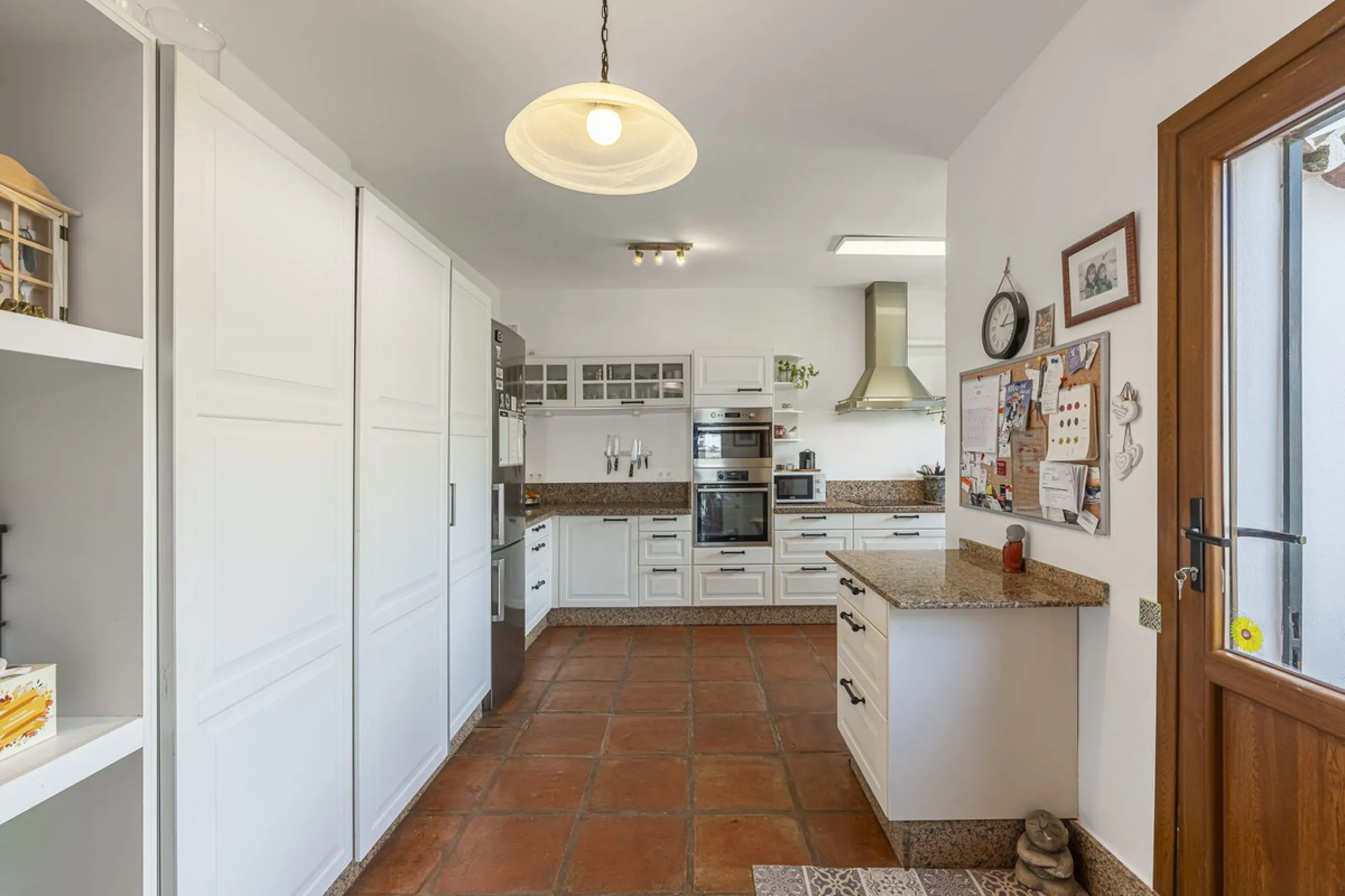 There are beautiful houses… and then there are places that create a special feeling from the very first moment.