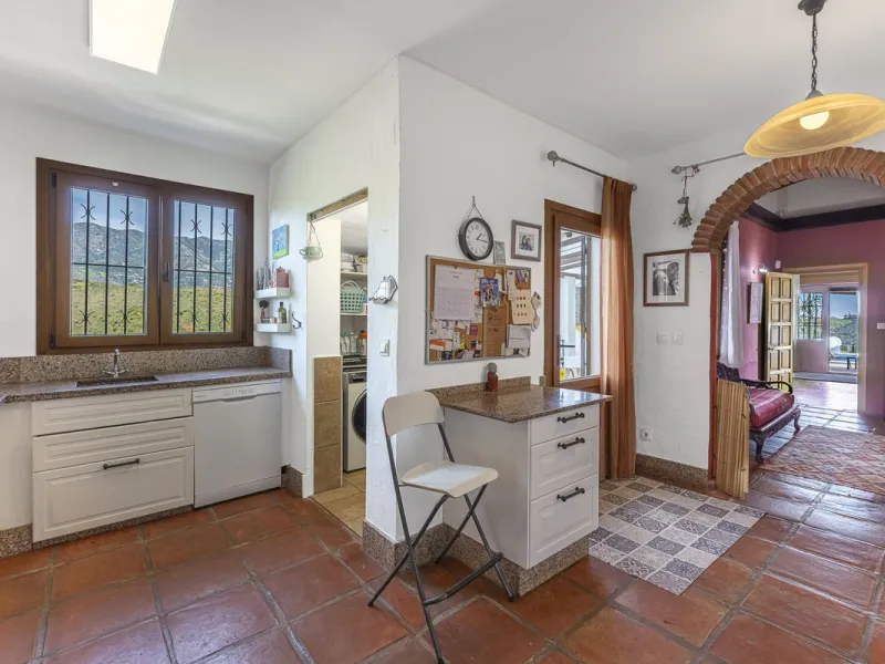 There are beautiful houses… and then there are places that create a special feeling from the very first moment.