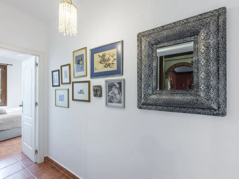 There are beautiful houses… and then there are places that create a special feeling from the very first moment.