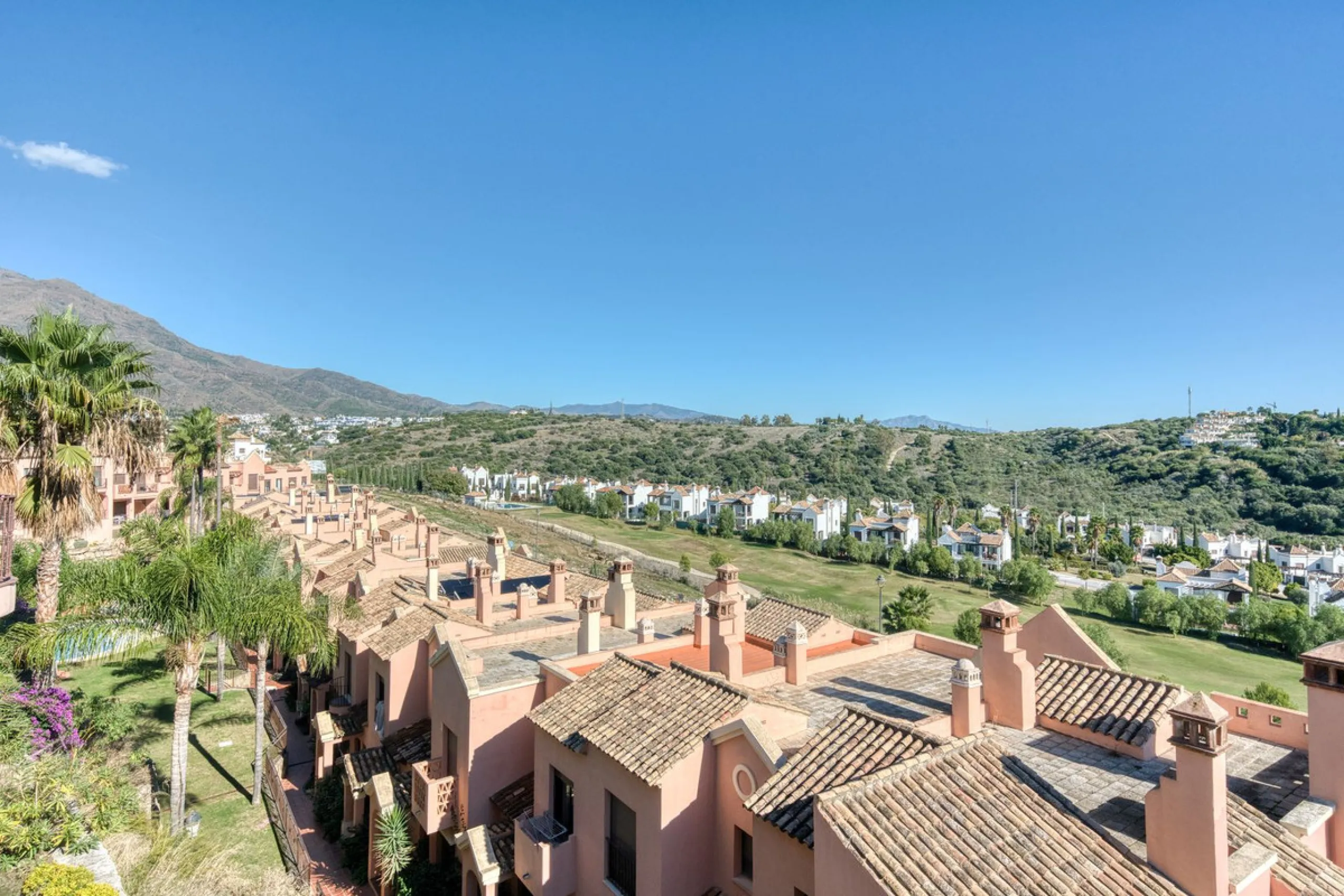 Refined Three-Bedroom Townhouse in an Exclusive Gated Community | Estepona