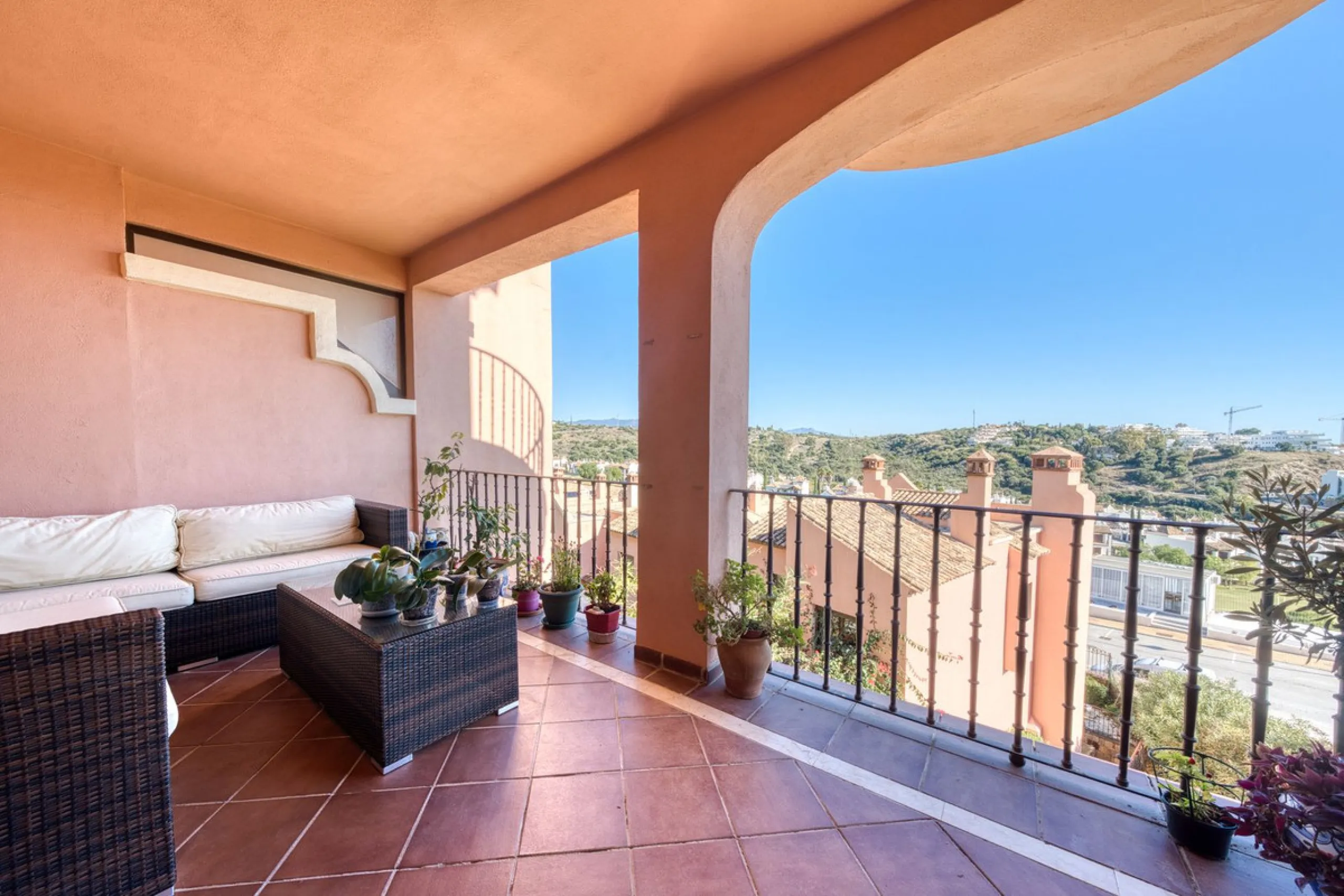 Refined Three-Bedroom Townhouse in an Exclusive Gated Community | Estepona