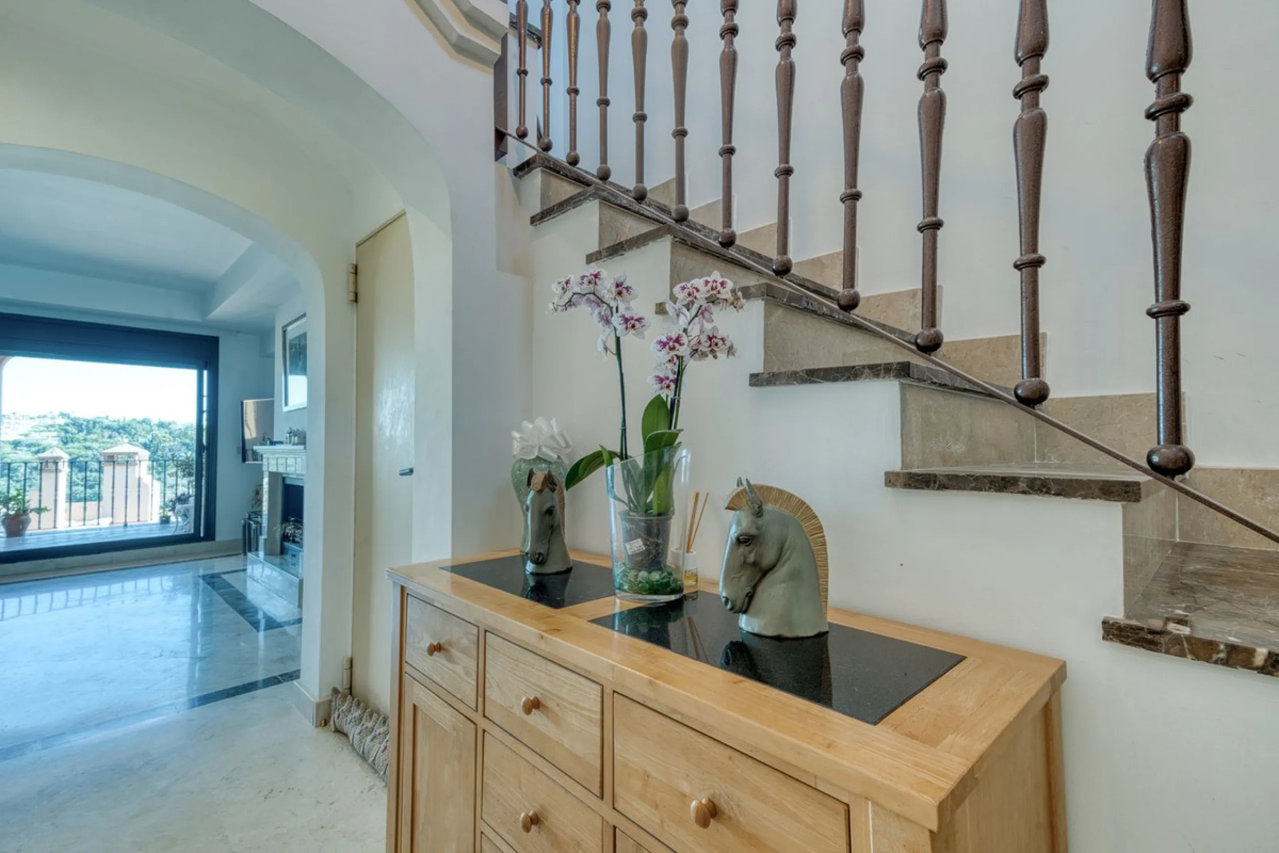 Refined Three-Bedroom Townhouse in an Exclusive Gated Community | Estepona