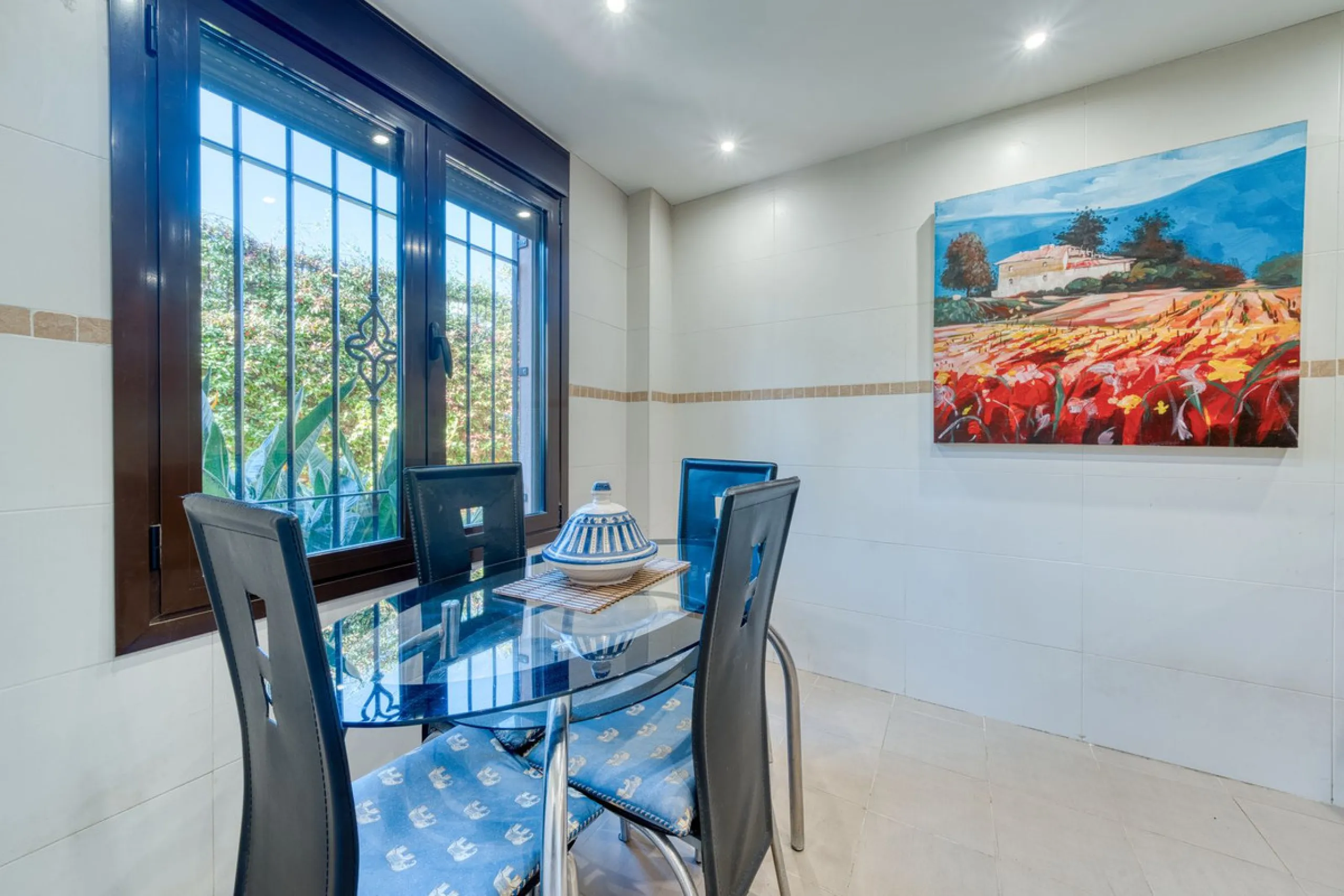 Refined Three-Bedroom Townhouse in an Exclusive Gated Community | Estepona