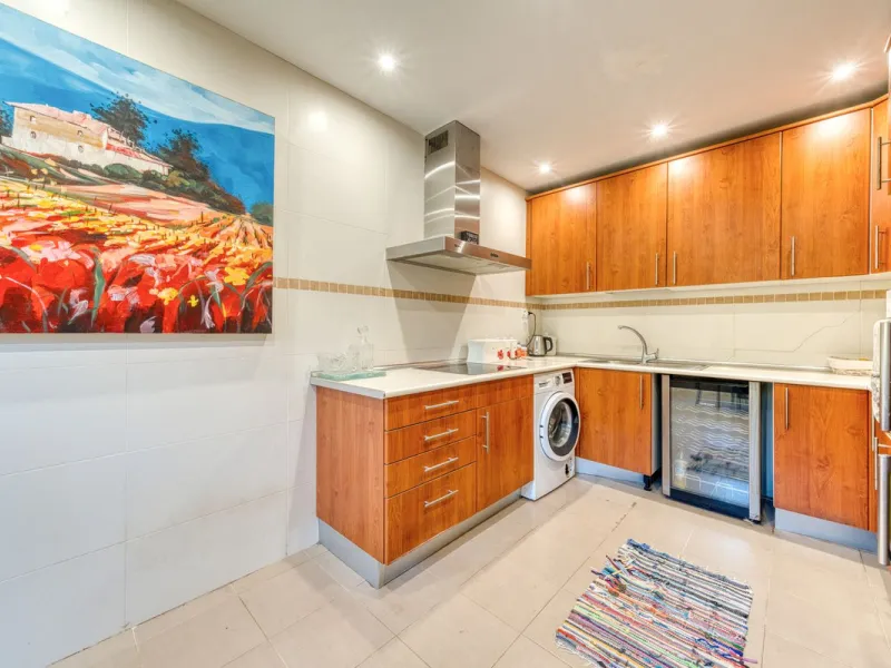 Refined Three-Bedroom Townhouse in an Exclusive Gated Community | Estepona
