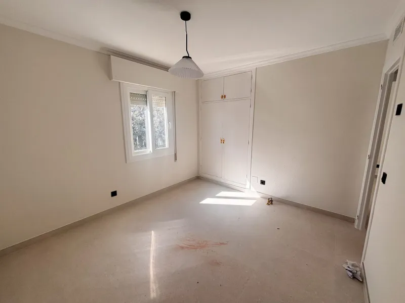 Bright and Modern 3-Bedroom Apartment in Selwo, Estepona