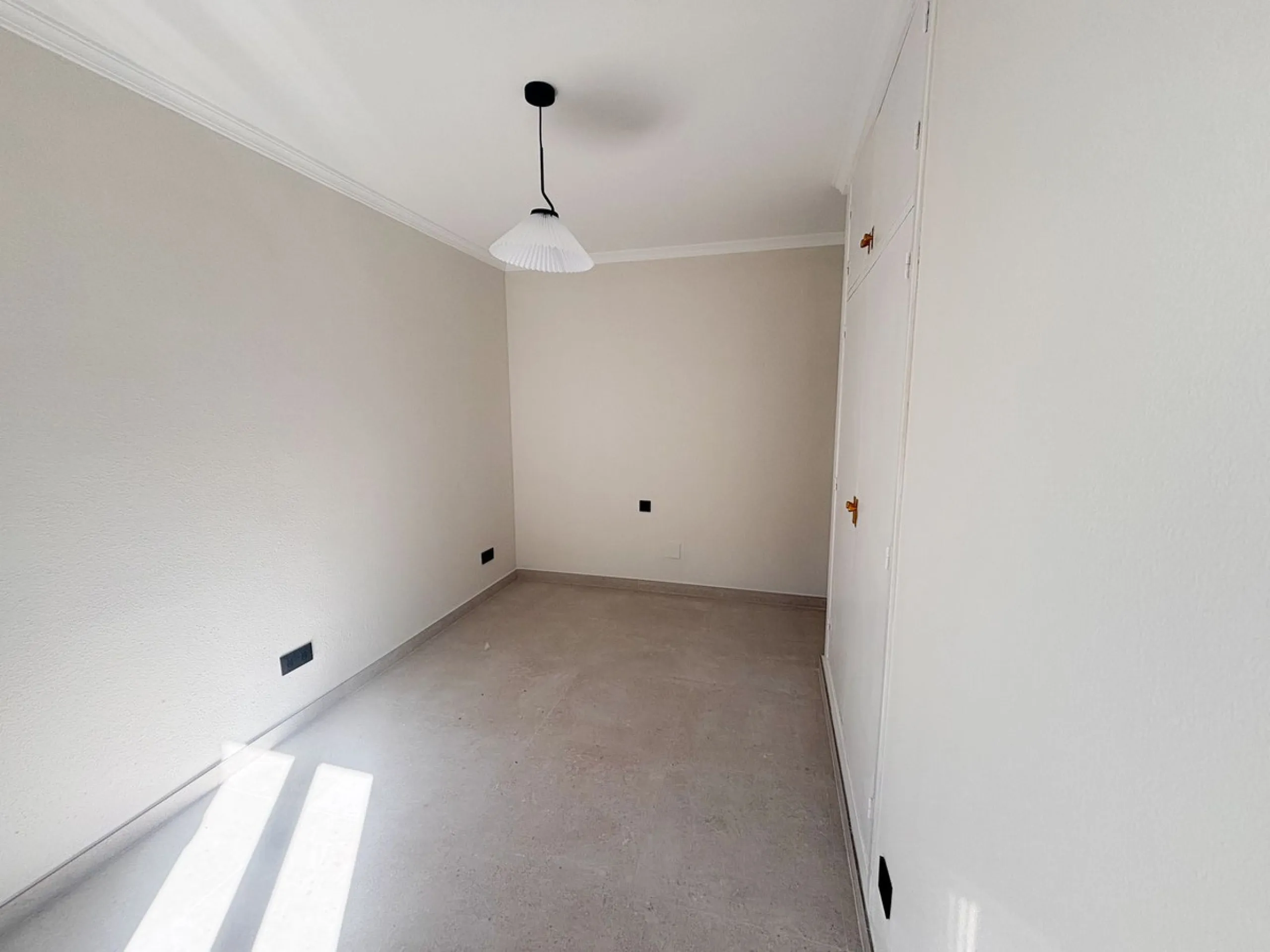 Bright and Modern 3-Bedroom Apartment in Selwo, Estepona