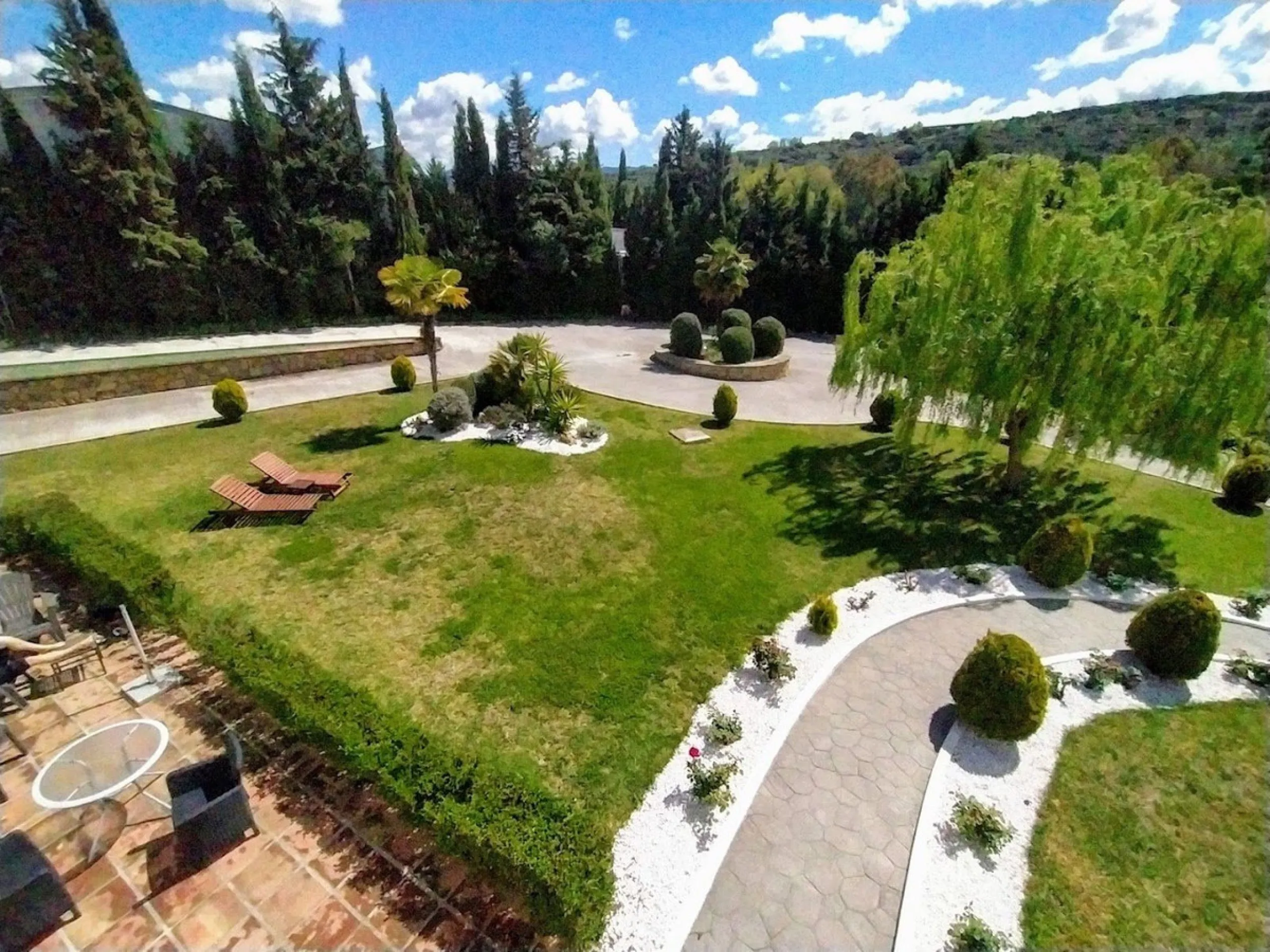 Discover the ultimate Andalusian retreat. A 4-star boutique estate offers a rare blend of historic charm and modern luxury, just 10 minutes from the iconic center of Ronda. This impeccably restored 7-bedroom Cortijo (traditional farmhouse) nestled in the 