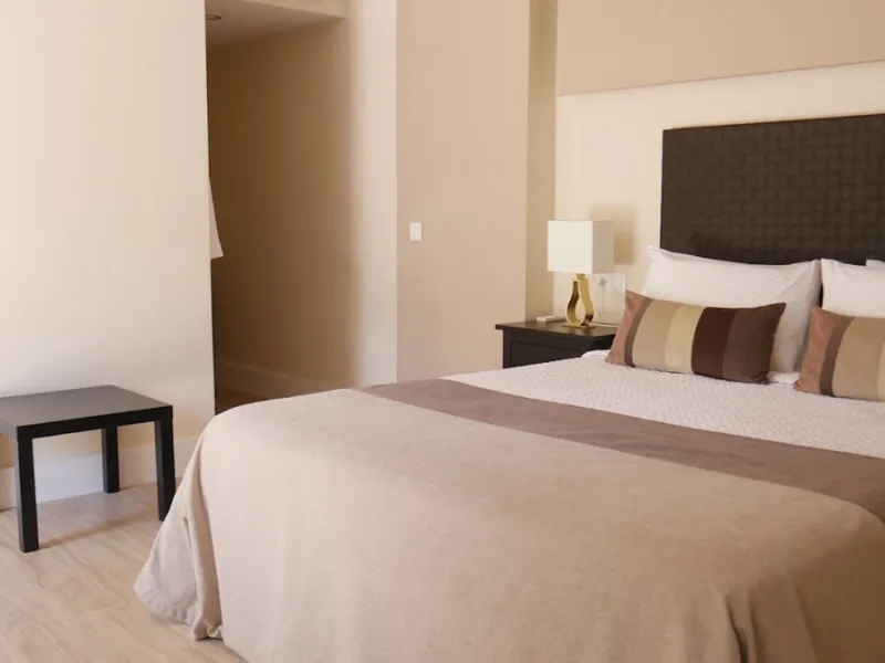 Discover the ultimate Andalusian retreat. A 4-star boutique estate offers a rare blend of historic charm and modern luxury, just 10 minutes from the iconic center of Ronda. This impeccably restored 7-bedroom Cortijo (traditional farmhouse) nestled in the 