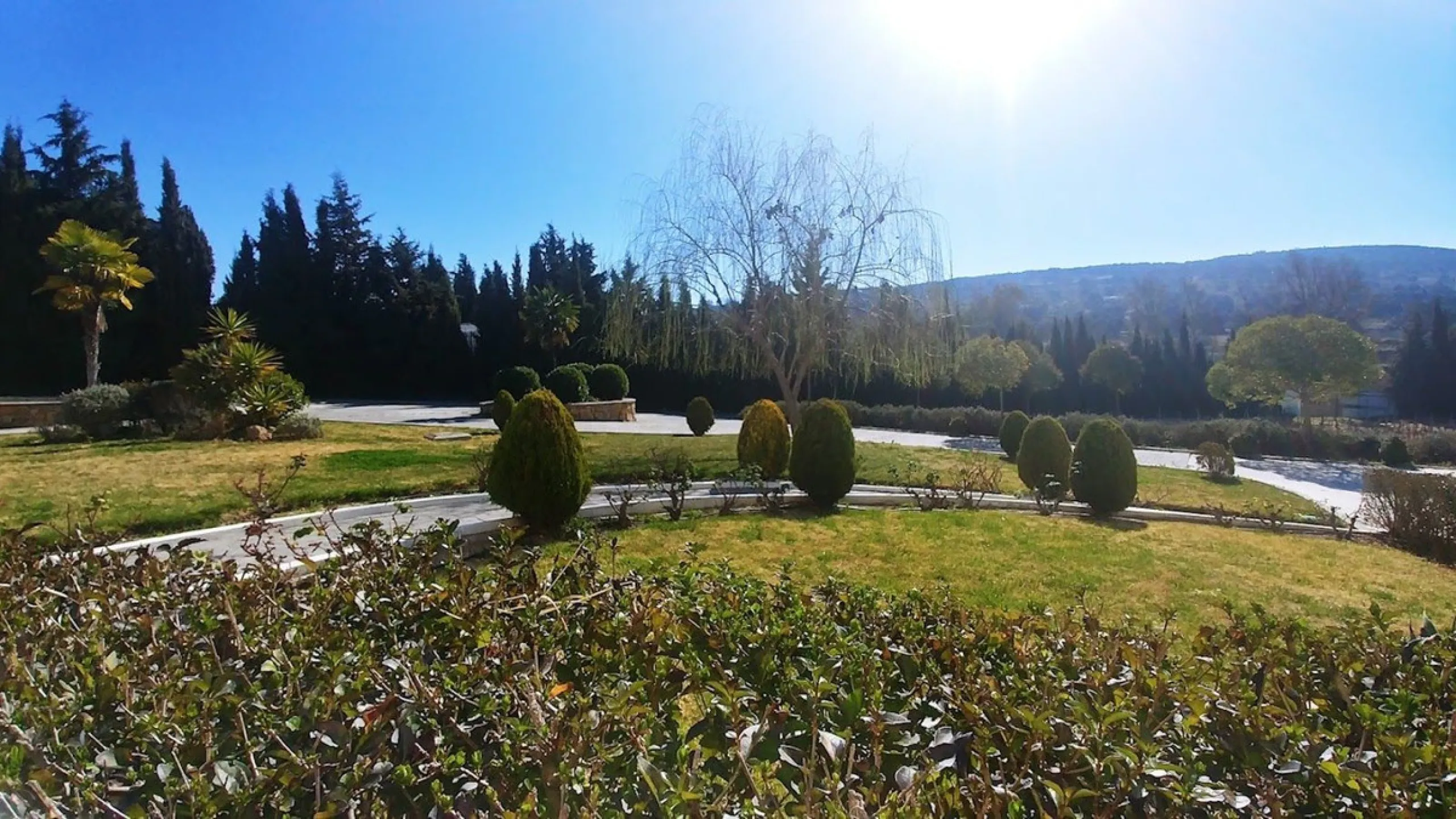 Discover the ultimate Andalusian retreat. A 4-star boutique estate offers a rare blend of historic charm and modern luxury, just 10 minutes from the iconic center of Ronda. This impeccably restored 7-bedroom Cortijo (traditional farmhouse) nestled in the 