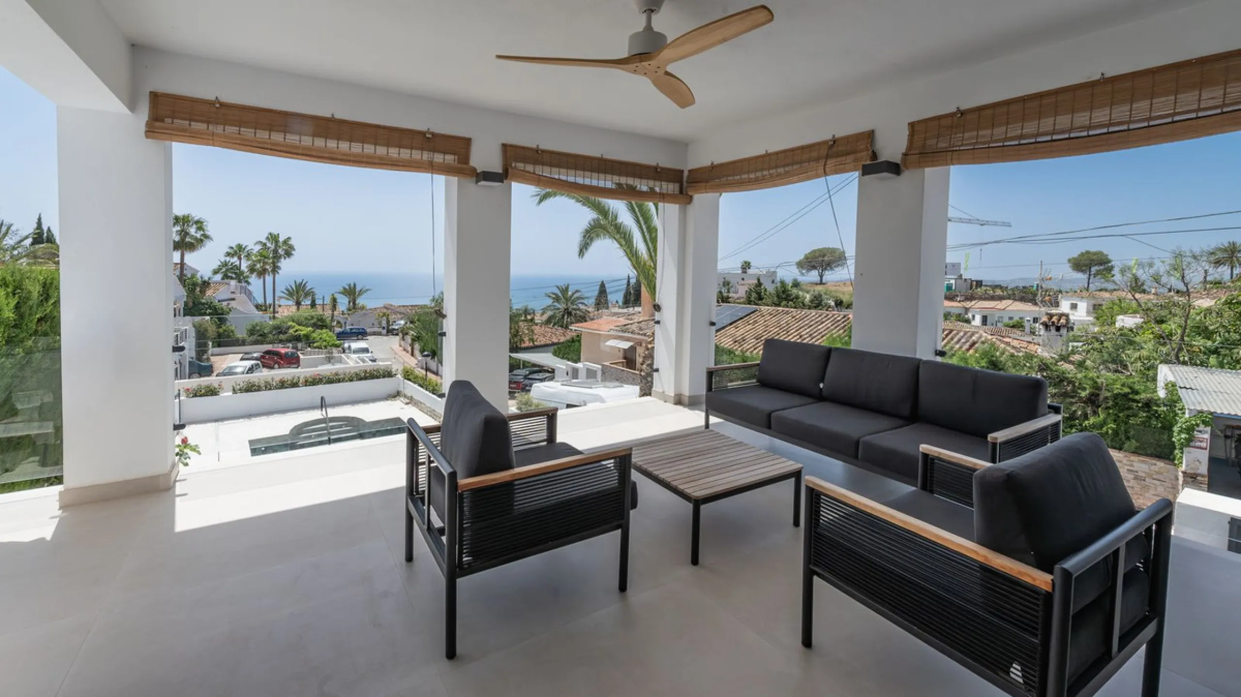 Detached villa set within an exclusive residential development, combining tranquillity, privacy and an unbeatable location.