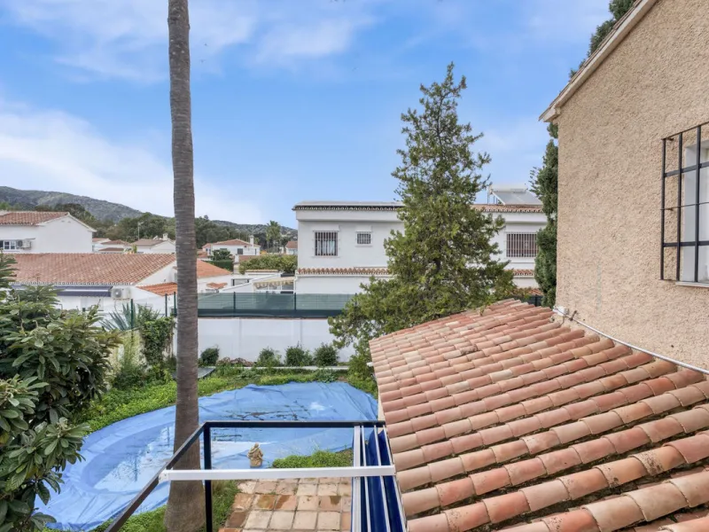 Diese beeindruckende Villa mit Aussicht – der ideale Rückzugsort für Ihre Familie