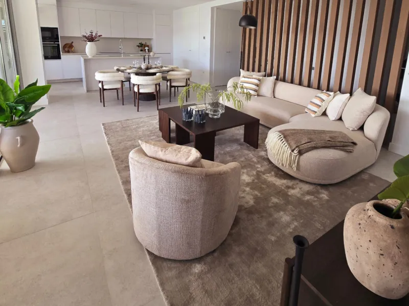 Luxury apartment located in the prestigious residential complex Santa Clara Homes, one of the most sought-after developments in Marbella. This exclusive duplex with private garden offers a unique combination of contemporary design, generous indoor and out